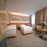 ホテル ヴァカ 4*